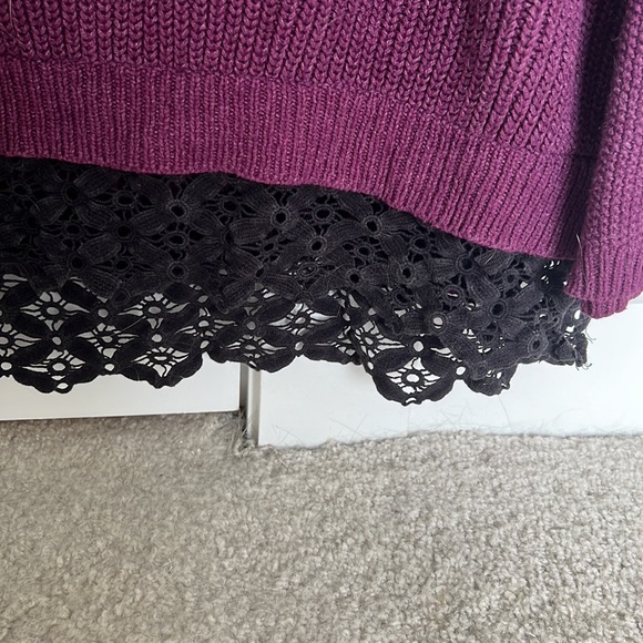 Oversized women’s sweater. Size M - Picture 2 of 3